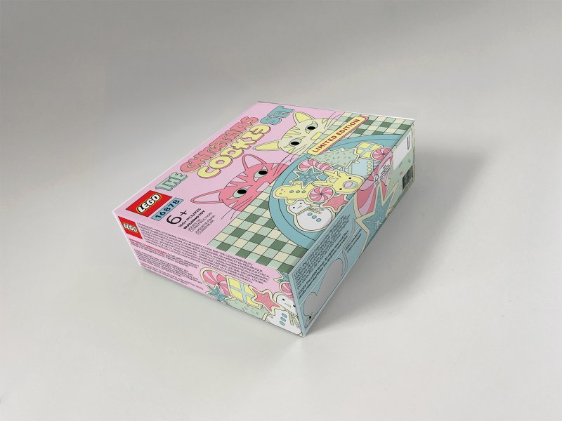 The Christmas Cookie Set | Lego Holiday Box Rebrand - Image 3